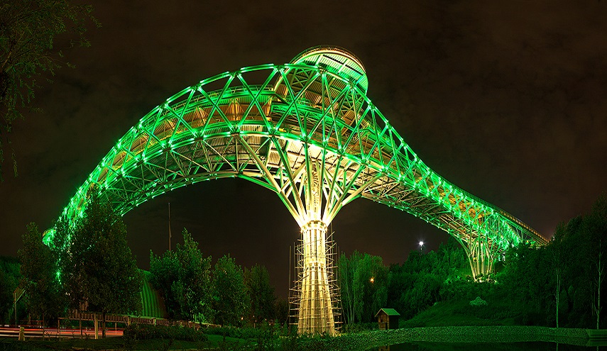 صور ومناظر خلابة من طهران والعالم