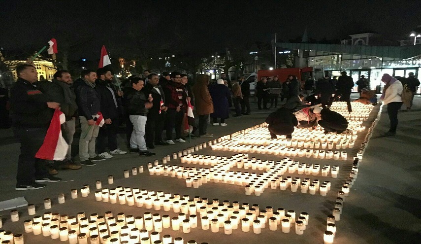 بالصور.. فعالية تضامنية في هولندا ضد العدوان الهمجي السعودي على اليمن