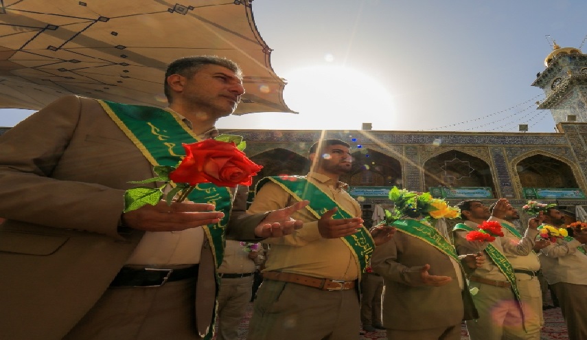 بالصور..إحياء ذكرى ولادة الحسين (ع) في رحاب مرقد أمير المؤمنين (ع)