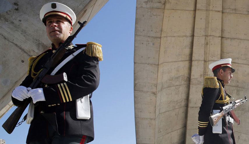 الجزائر "سويسرا الشرق" والدليل..