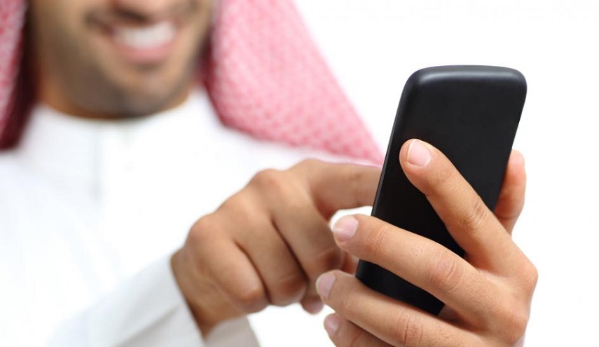 مواقع التواصل الاجتماعي تعج بهاشتاق "#انا_خريج_عاطل" في السعودية