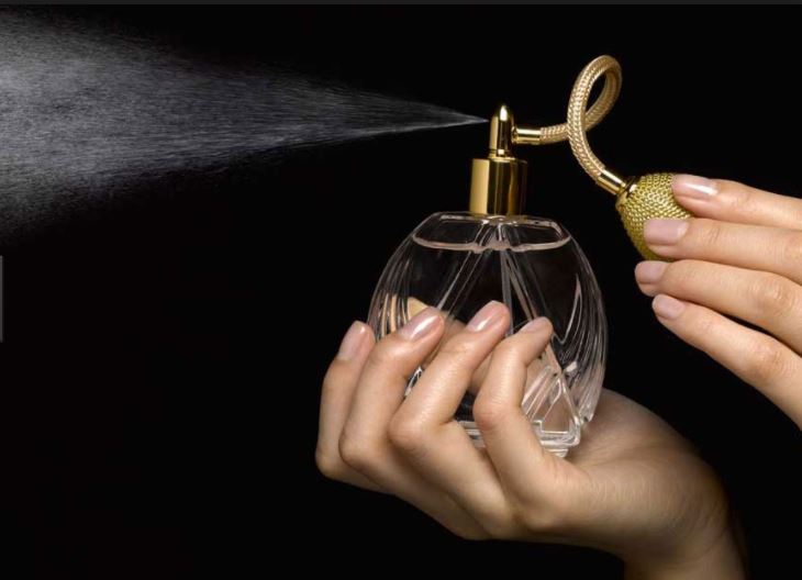 التحذير من "عطر" قاتل موجود في العراق والكويت ومصر