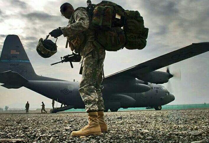 سيناتور روسي يكشف سر إجلاء الأمريكيين لقادة "داعش" في دير الزور