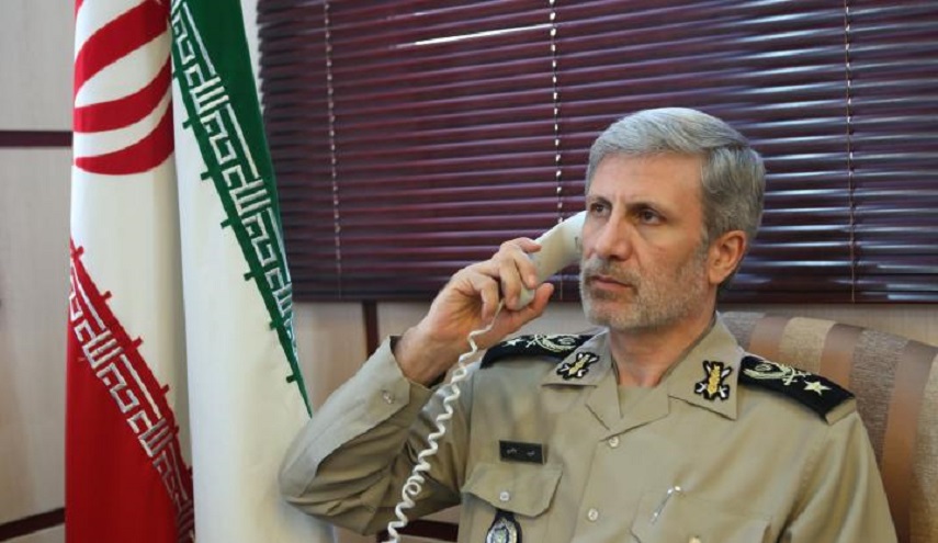 وزيرا الدفاع الايراني والروسي يؤكدان على استمرار التنسيق لمكافحة العنف والارهاب والتطرف