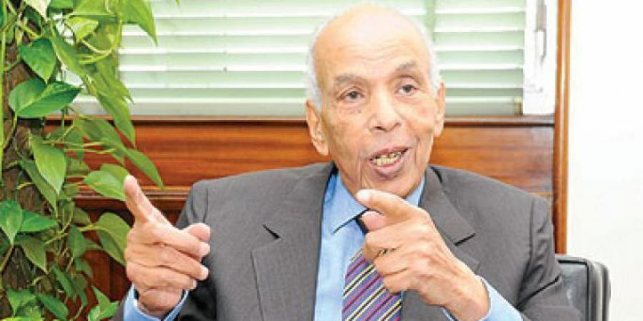 وفاة كاتب صحفي مصري شهير !