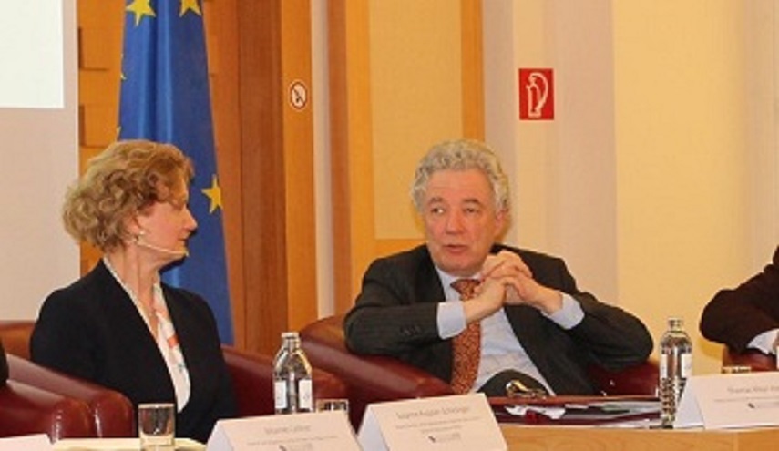 مسؤول اوروبي: نتحمل مسؤولية الحفاظ على الاتفاق النووي مع ايران