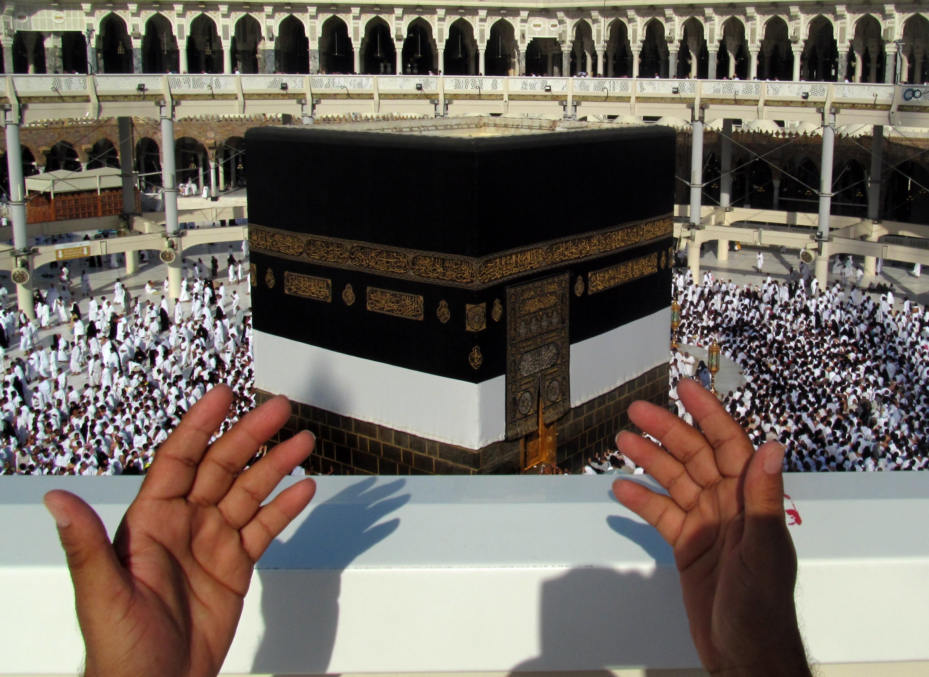 هل الحج واجب أم مستحب؟