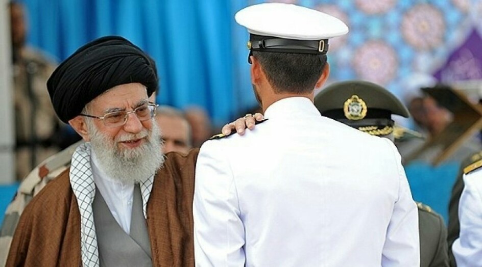 قائد الثورة يرعى مراسم تخرج دفعة جديدة من الضباط