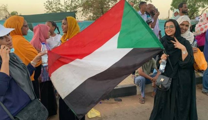 السودان.."حملة إعفاءات" جديدة تطال مسؤولين حكوميين