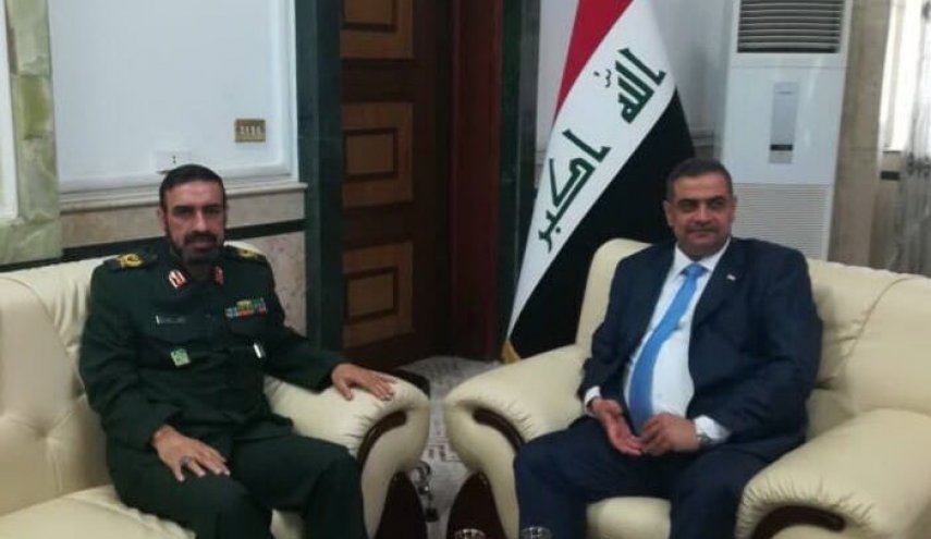 ايران والعراق يبحثان تطوير العلاقات الدفاعية