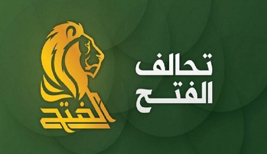 نائبة عراقية: هناك من اتفق مع أمريكا على بقائها!