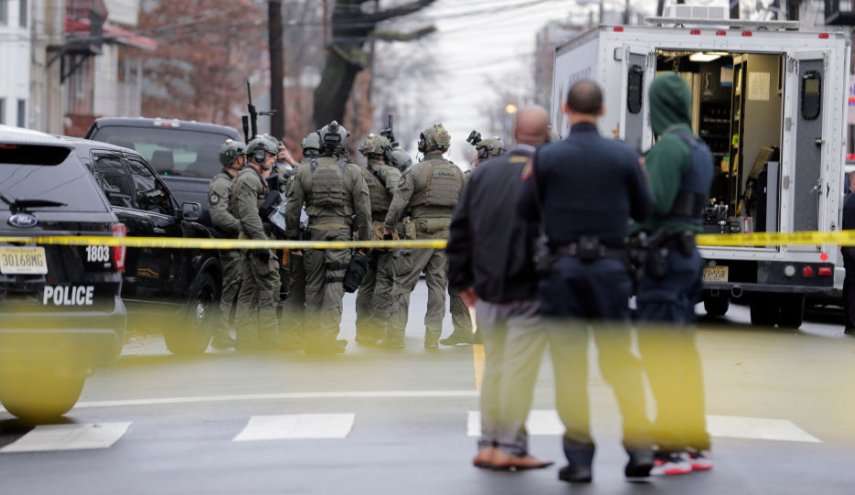 مقتل شخصين في إطلاق نار بعد تشييع جنازة بولاية فلوريدا