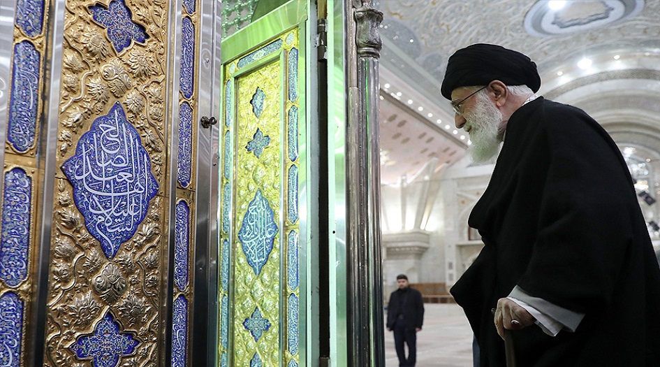 بالصور... الامام الخامنئي يزور مرقد مؤسس الجمهورية الإسلامية الامام الخميني (رض)