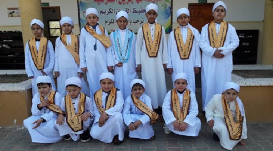 غزة: تكريم 13طفلاً حفظوا القرآن الكريم بخان يونس