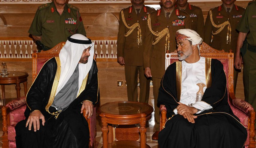 ضغوط على مسقط بهدف التطبيع ولإبعادها عن طهران