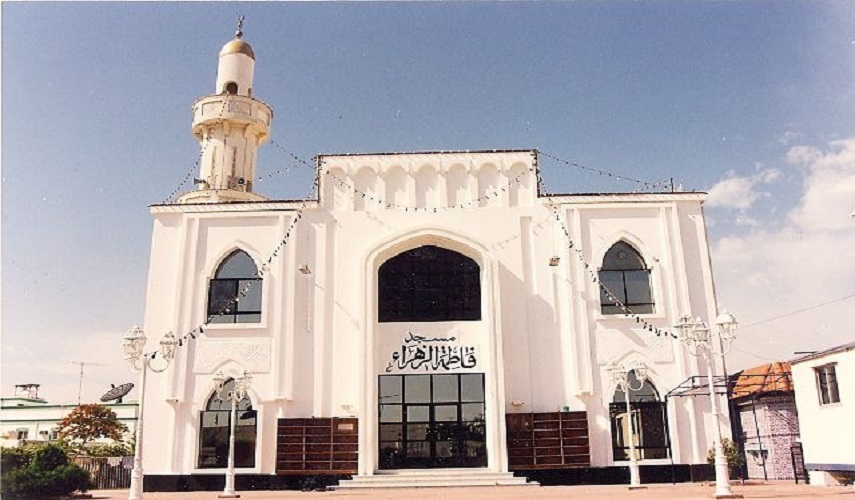 مواقيت الأذان لعاصمة البحرين المنامة وضواحيها ليوم الأثنين