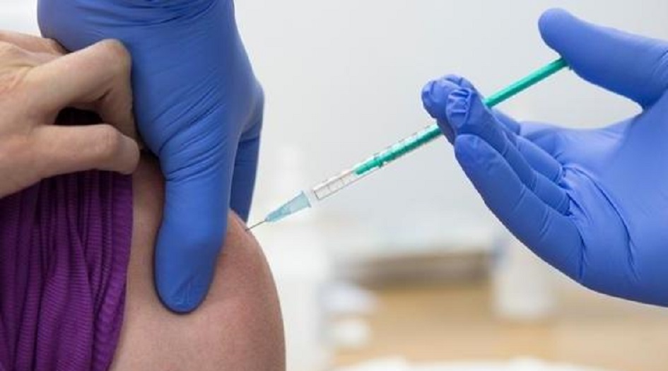 رجل يتلقى 90 جرعة من لقاح كورونا.. والسبب ؟