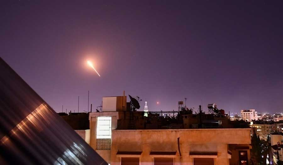  الاحتلال الصهيوني يقصف أهدافا في سوريا ردا على استهداف إيلات 